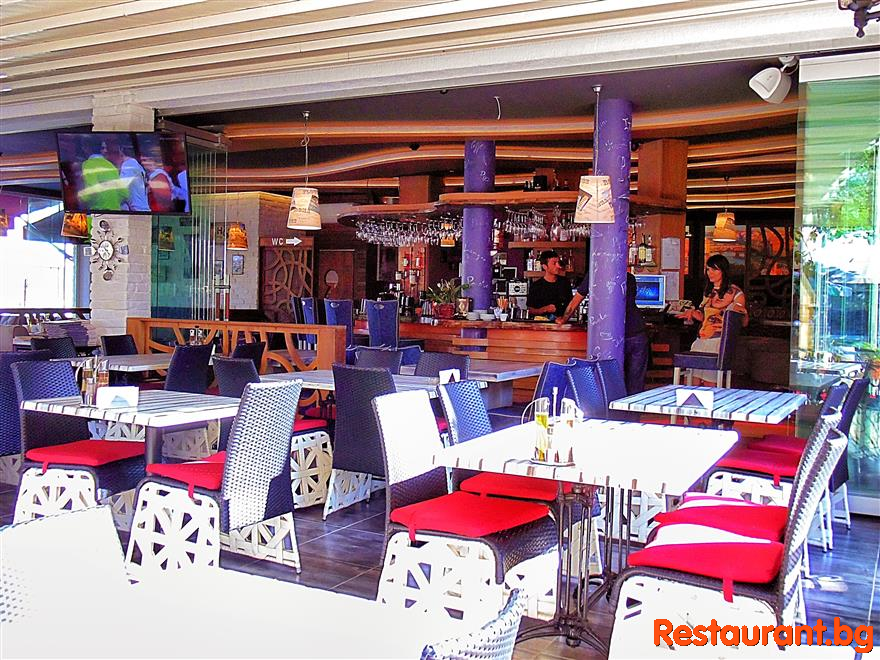 LA PIAZZA Summer