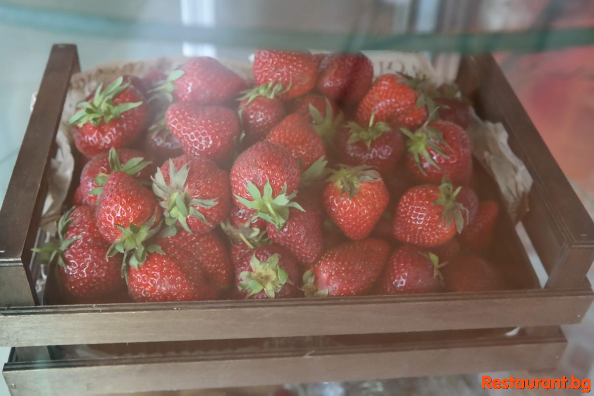Fresh Fruits