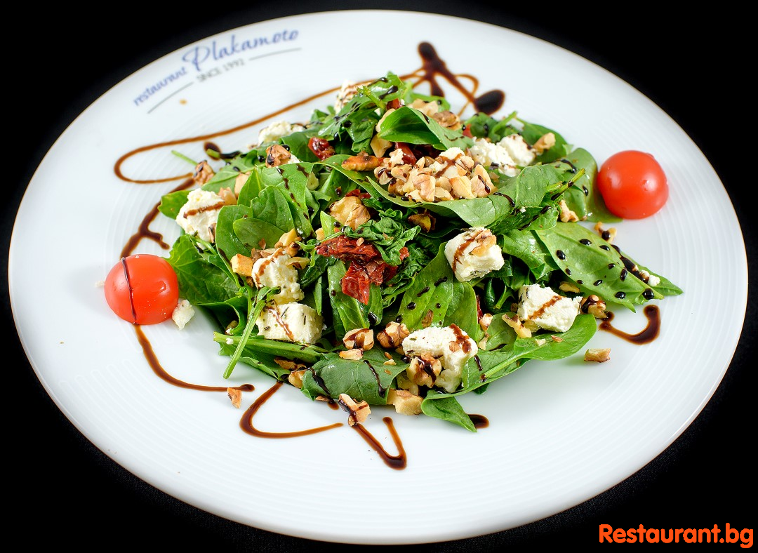 Salads PLAKAMOTO
