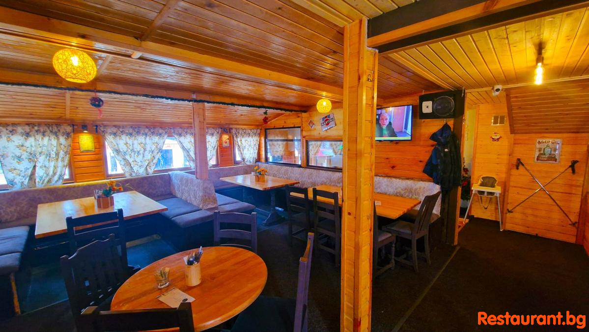 FRANKO's Pub & Curry Corner 