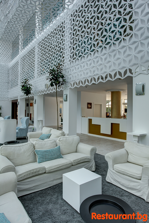 Lobby Bar 