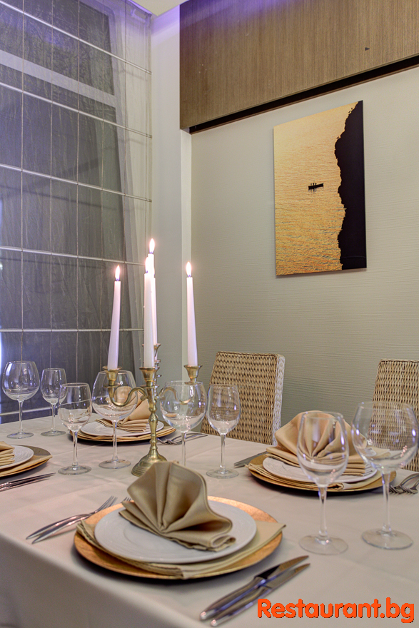 Restaurant A-La-Carte