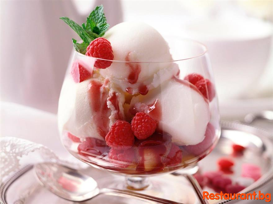 Desserts at TI AMOO Bansko 