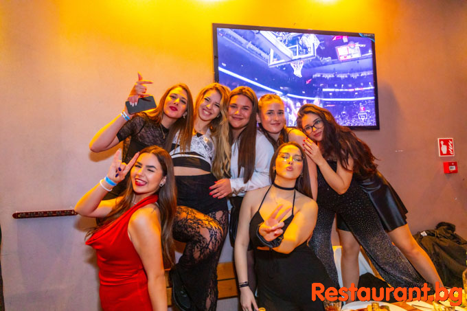Students party with DJORDAN 2025