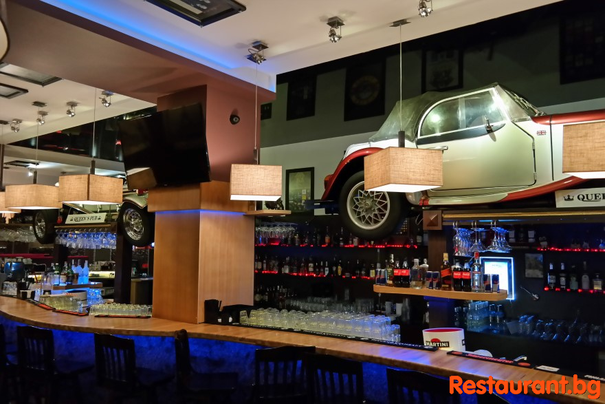 The Motor Bar at QUEENS PUB