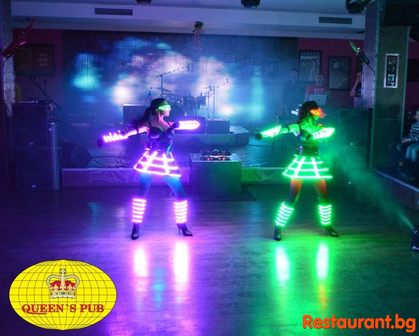 ANDROMEGA Laser Robot Show