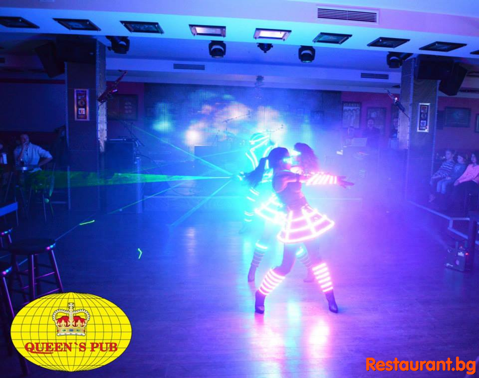 ANDROMEGA Laser Robot Show
