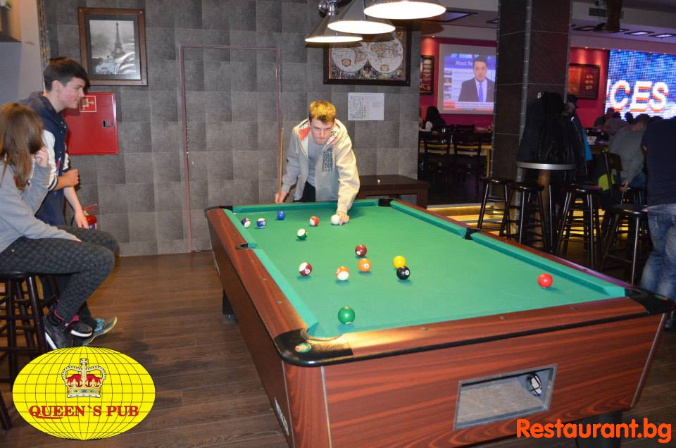 QUEENS PUB Bansko - Billiard