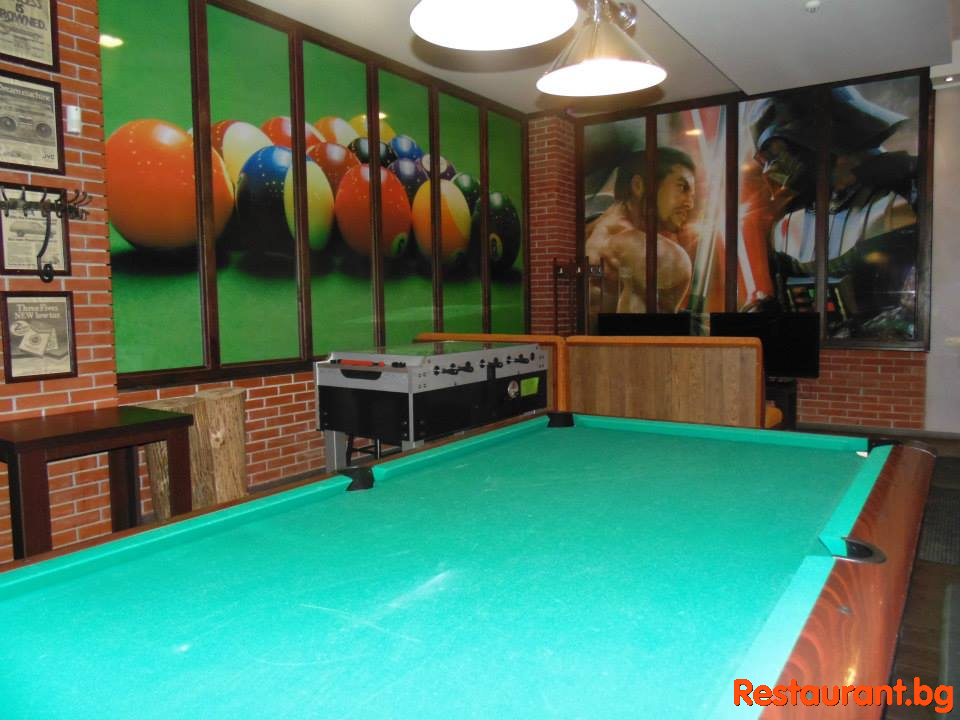 QUEENS PUB Bansko - Billiard