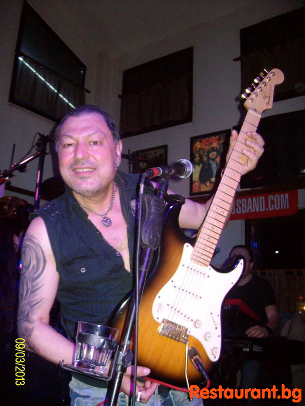 Live MUSIC