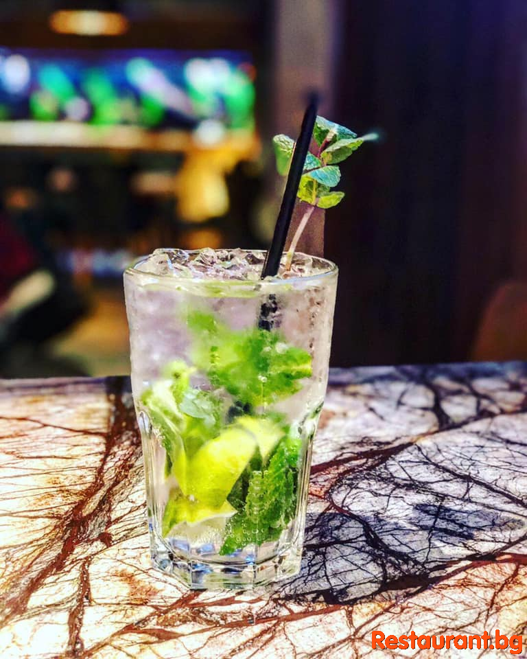 Cocktails & Drinks