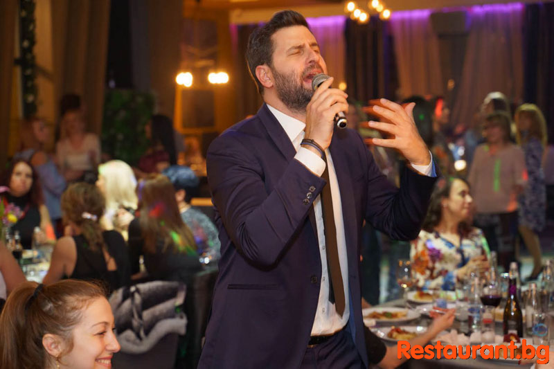 Greek Party with Romanos Kolytos