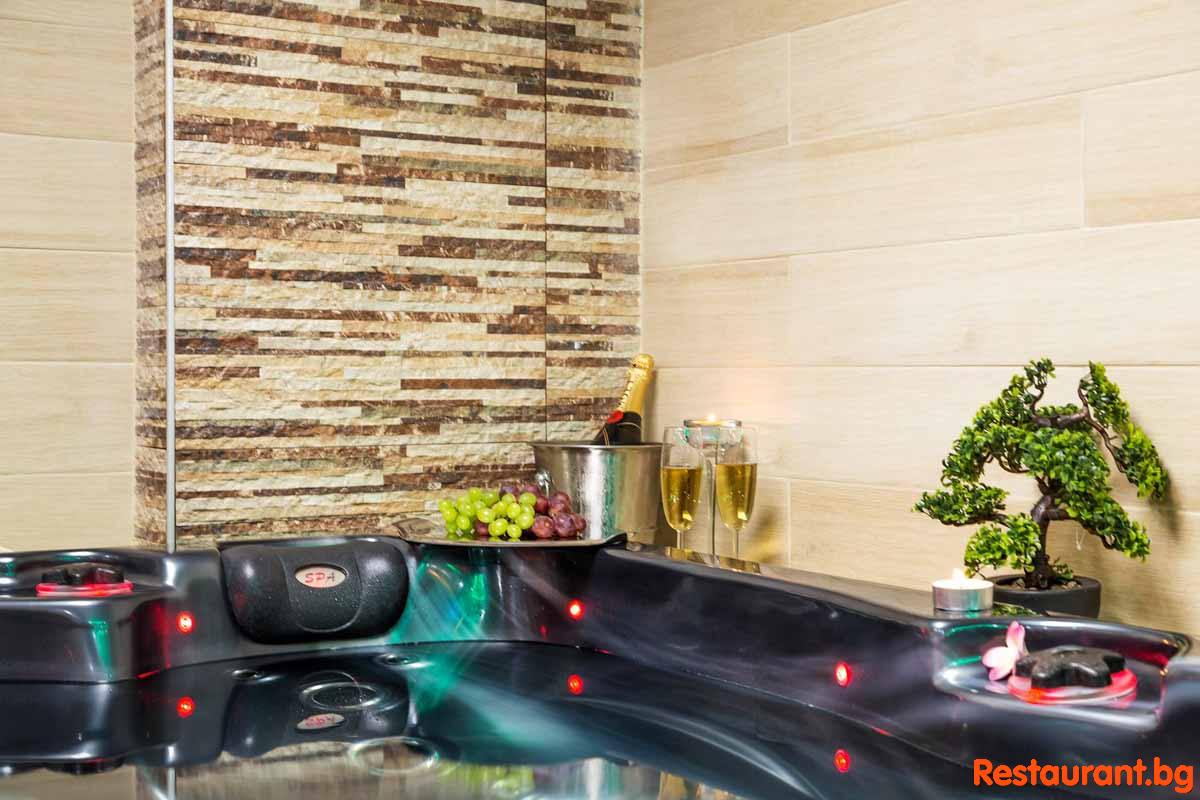 GRAMI Hotel