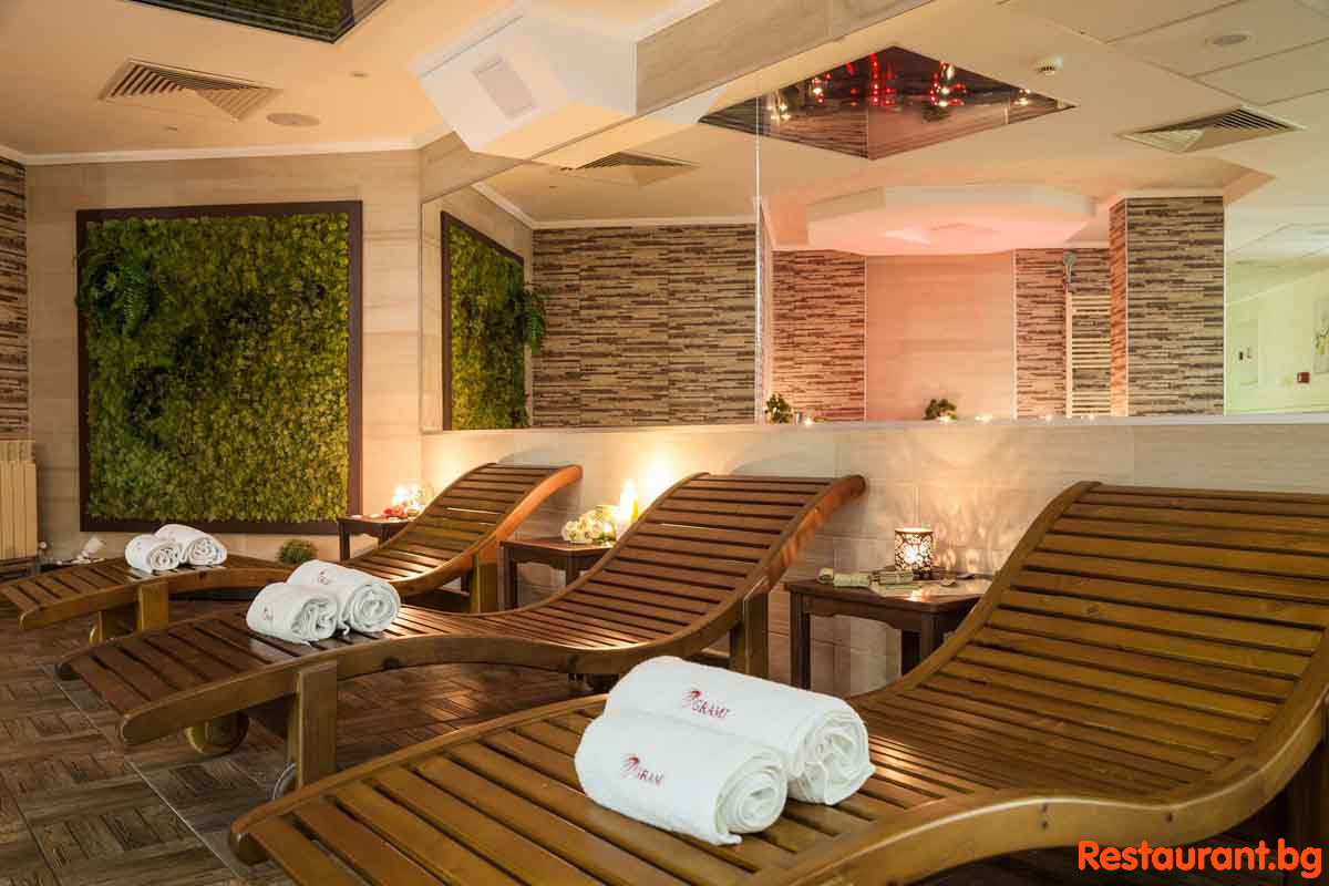 GRAMI Hotel