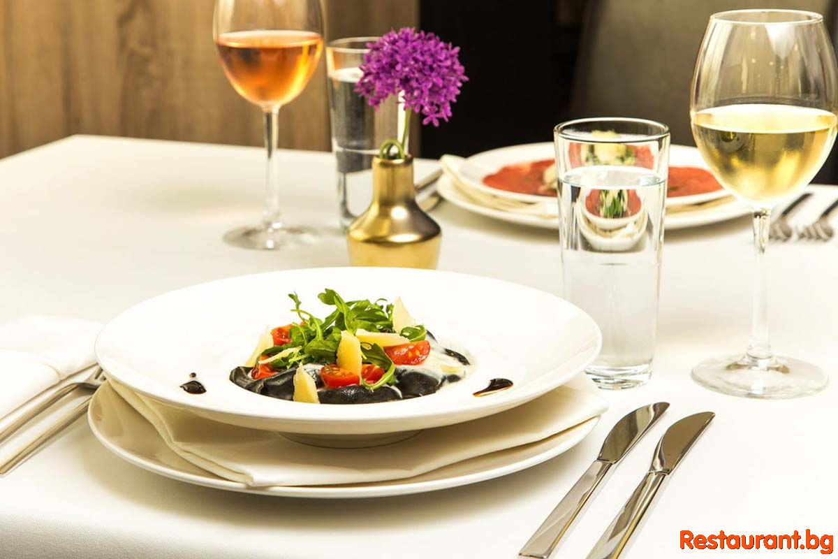 Sky Bar & Restaurant GRAMI