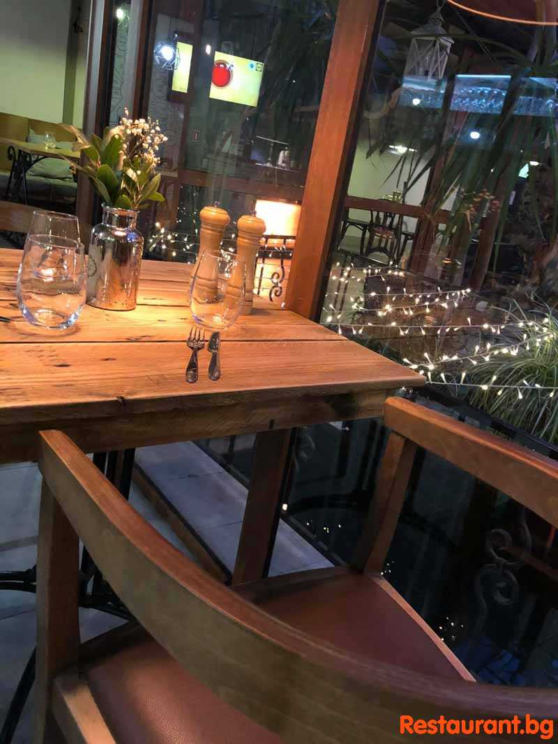Restaurant Garden PERON 16
