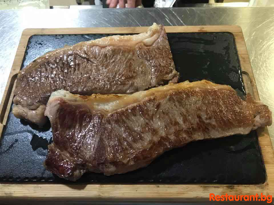 ROYAL GRILL Food