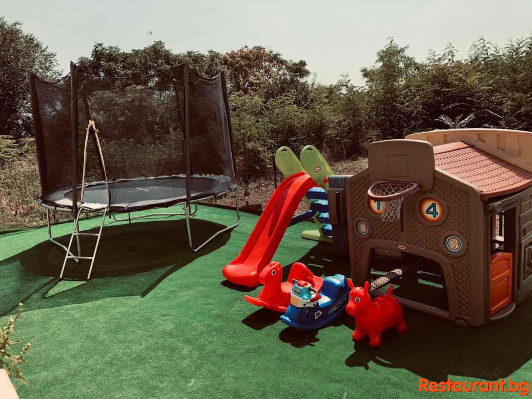 KIDS Corner