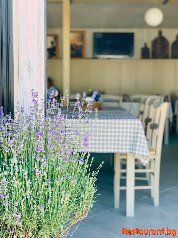 Restaurant &amp; View GARDA Lozenets Ресторант и Гледка ГАРДА