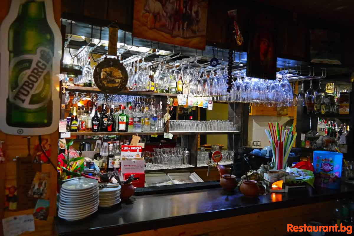 NAPOLI Interior