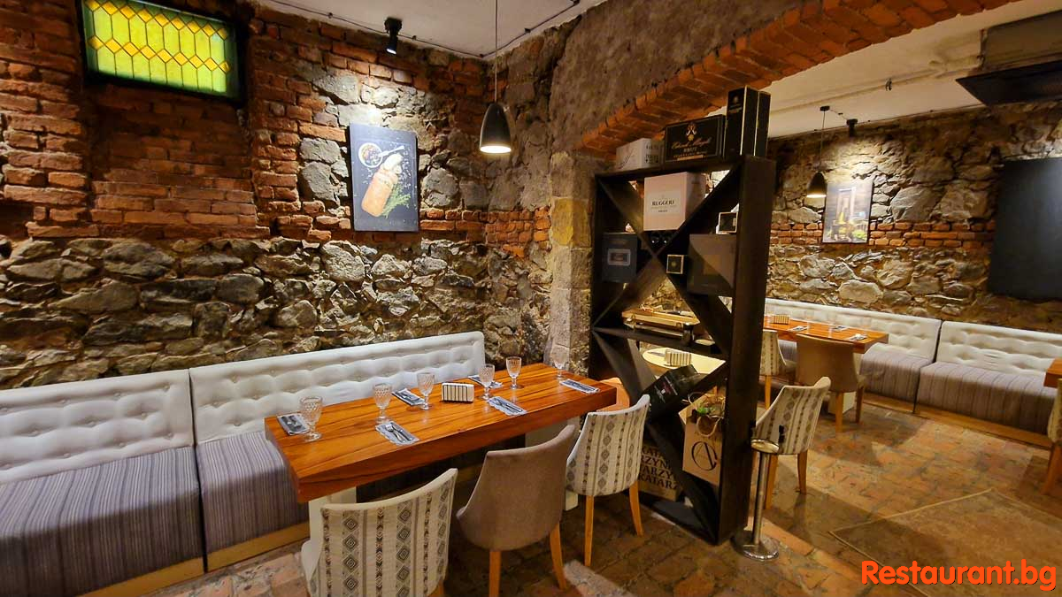 Wine Bar Salon