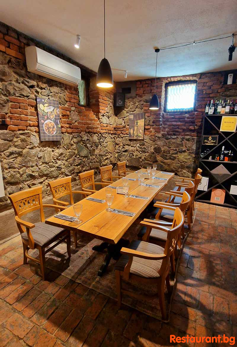 Wine Bar Salon