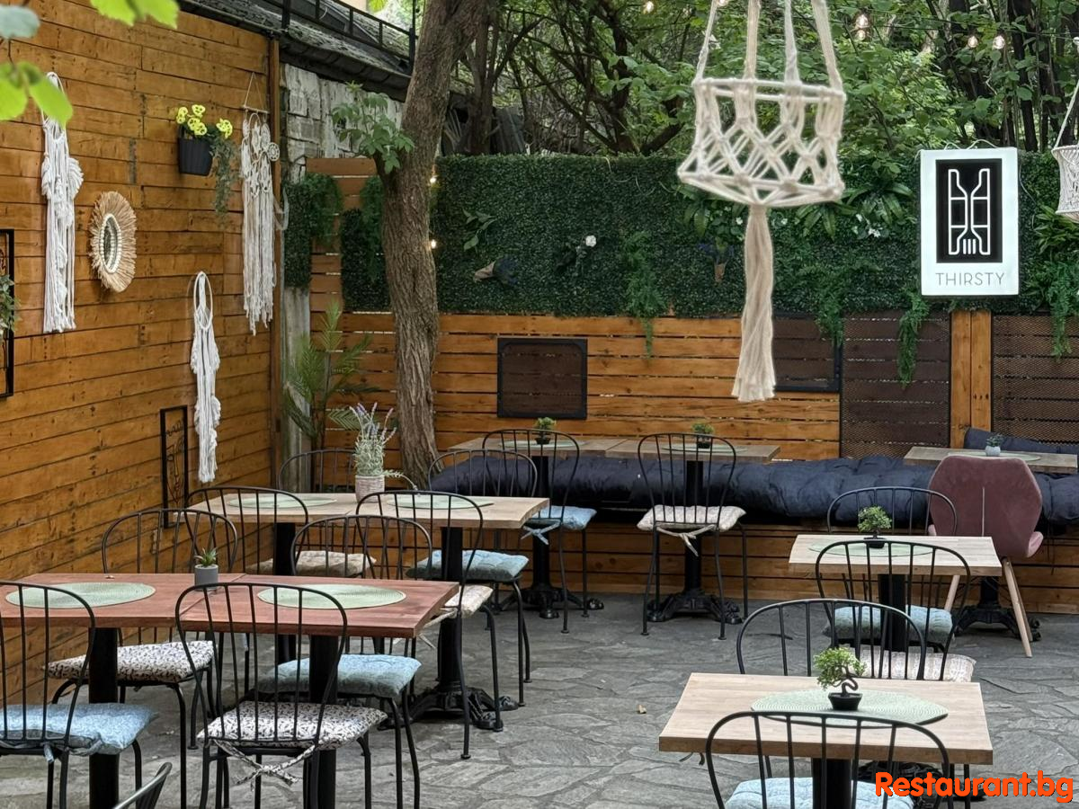 THIRSTY KITCHEN: Bar & Brunch София