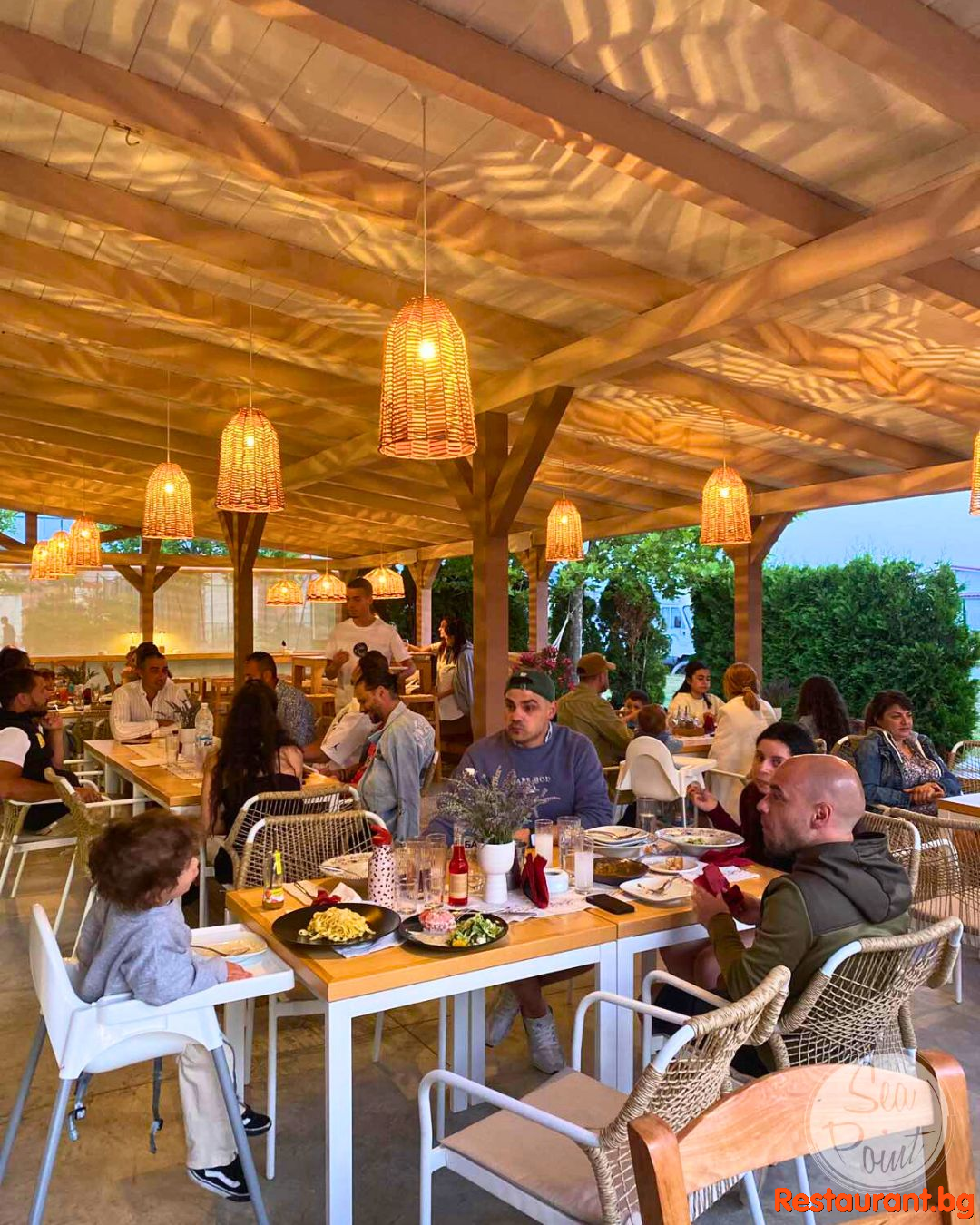 SEA POINT Food & Mood