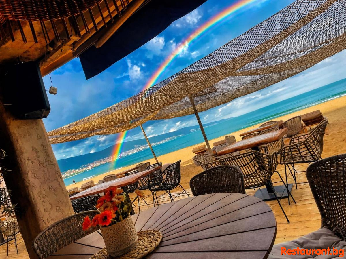Beach Bar & Dinner MANIA Sunny Beach